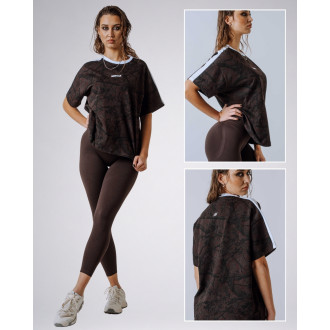 NEBBIA - Relaxed fit női póló POWER 894 (dark brown camo)